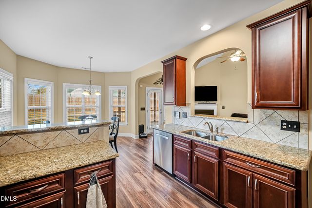 908 Sequoia Ridge Drive, Fuquay Varina, NC 27526