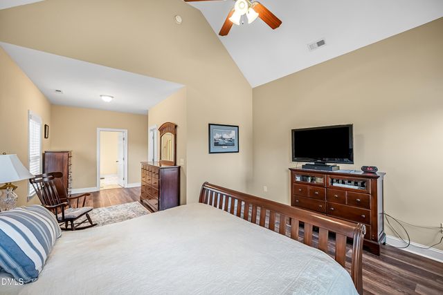 908 Sequoia Ridge Drive, Fuquay Varina, NC 27526