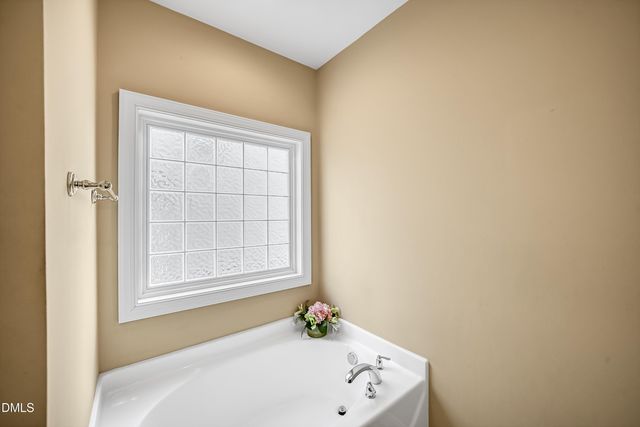 908 Sequoia Ridge Drive, Fuquay Varina, NC 27526