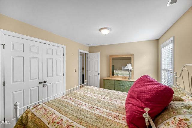 908 Sequoia Ridge Drive, Fuquay Varina, NC 27526