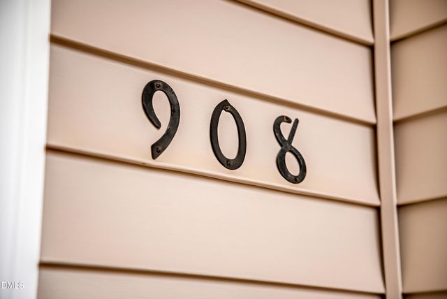 908 Sequoia Ridge Drive, Fuquay Varina, NC 27526