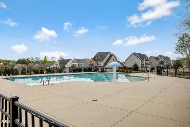 908 Sequoia Ridge Drive, Fuquay Varina, NC 27526