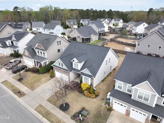 908 Sequoia Ridge Drive, Fuquay Varina, NC 27526