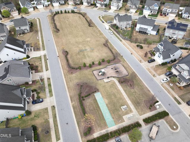 908 Sequoia Ridge Drive, Fuquay Varina, NC 27526