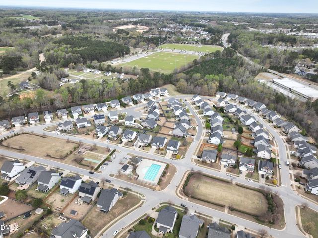 908 Sequoia Ridge Drive, Fuquay Varina, NC 27526