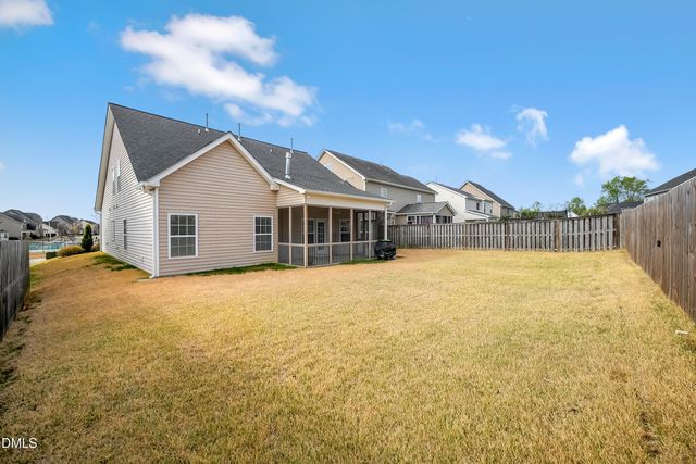 908 Sequoia Ridge Drive, Fuquay Varina, NC 27526