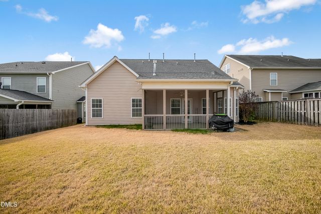 908 Sequoia Ridge Drive, Fuquay Varina, NC 27526