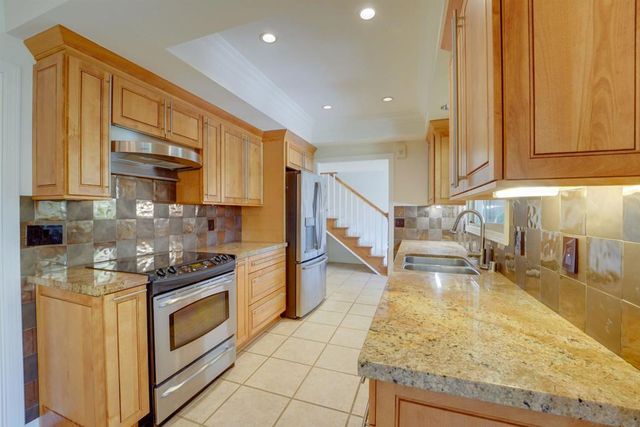 129 Cancha De Golf, Rancho Santa Fe, CA 92091