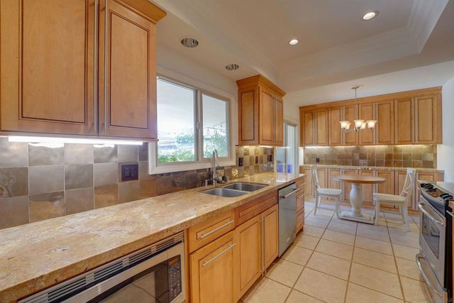 129 Cancha De Golf, Rancho Santa Fe, CA 92091