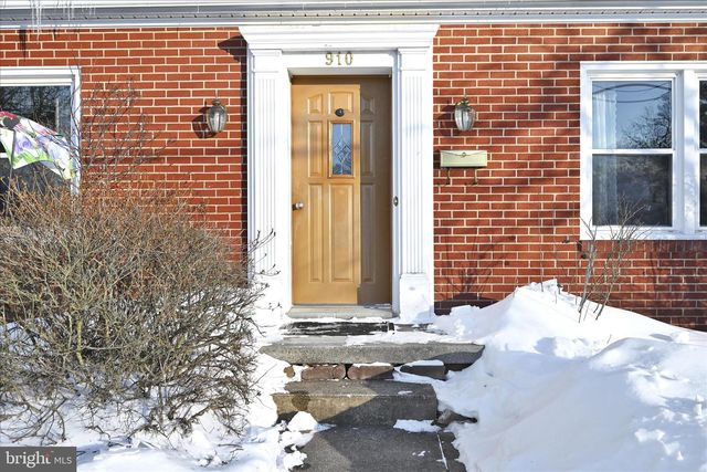 910 DEATRICH AVE, Middletown, PA 17057