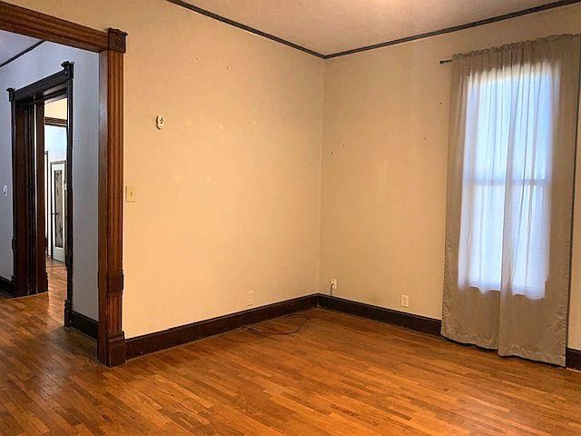 204 S Rothsay Ave, Minneapolis, KS 67467