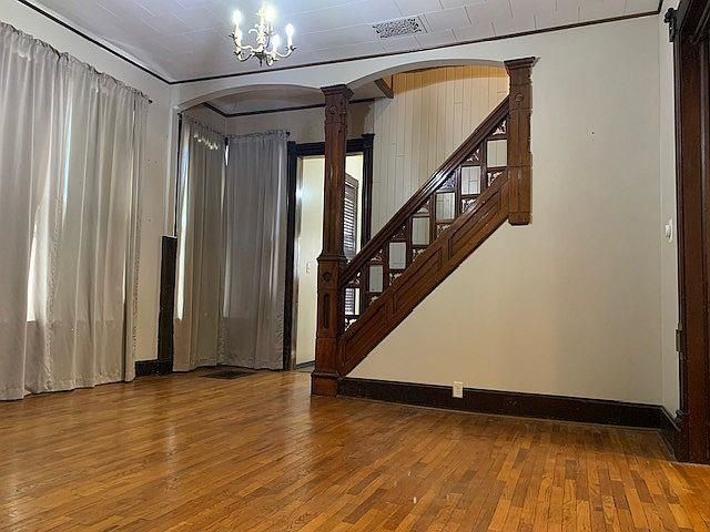 204 S Rothsay Ave, Minneapolis, KS 67467