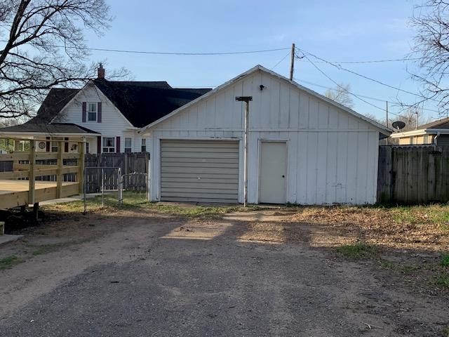 204 S Rothsay Ave, Minneapolis, KS 67467