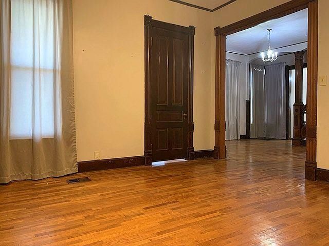 204 S Rothsay Ave, Minneapolis, KS 67467