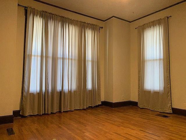 204 S Rothsay Ave, Minneapolis, KS 67467