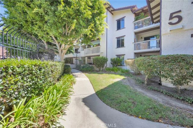 21372 Brookhurst 526, Huntington Beach, CA 92646