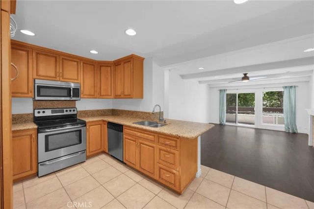 21372 Brookhurst 526, Huntington Beach, CA 92646