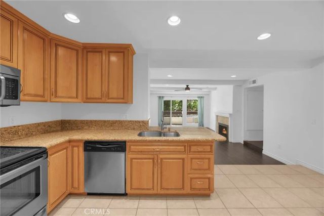 21372 Brookhurst 526, Huntington Beach, CA 92646