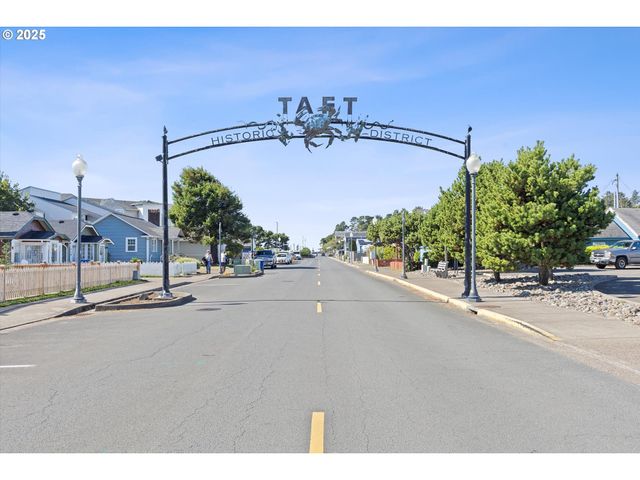 1116 Sw 51 St 206, Lincoln City, OR 97367