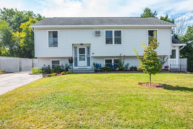 80 Rhode Island Avenue, Manchester, NH 03104