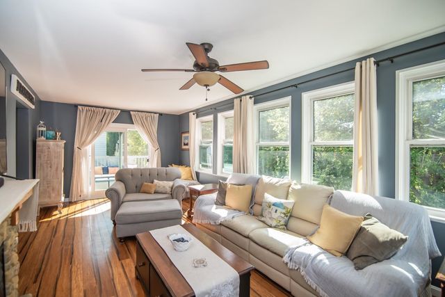 80 Rhode Island Avenue, Manchester, NH 03104