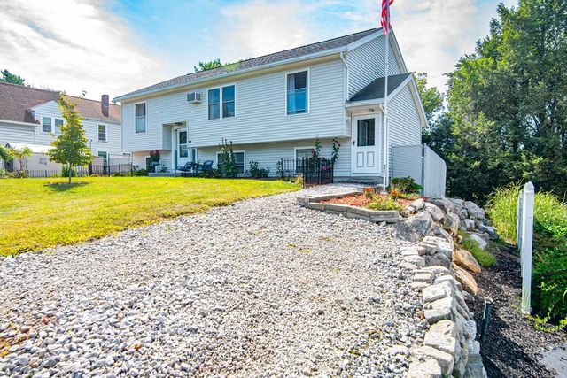 80 Rhode Island Avenue, Manchester, NH 03104