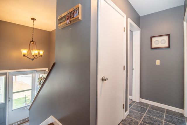 80 Rhode Island Avenue, Manchester, NH 03104
