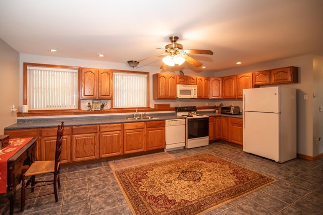 80 Rhode Island Avenue, Manchester, NH 03104