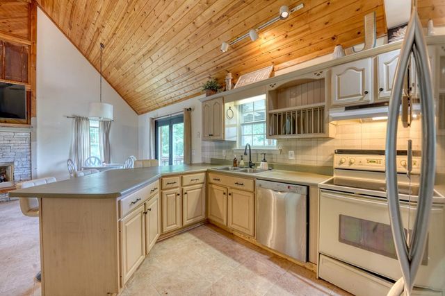6744 Wood Lake Circle, Young Harris, GA 30582