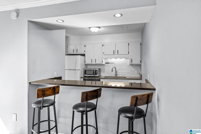 3350 ALTAMONT ROAD S, Birmingham, AL 35205