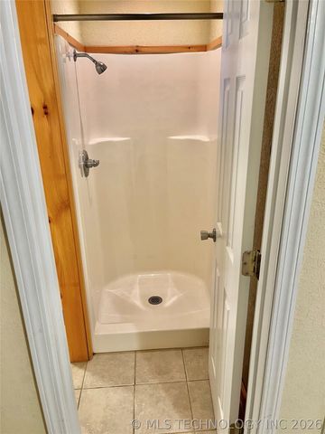 4783 Enos Road, Kingston, OK 73439