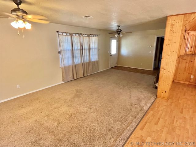 4783 Enos Road, Kingston, OK 73439