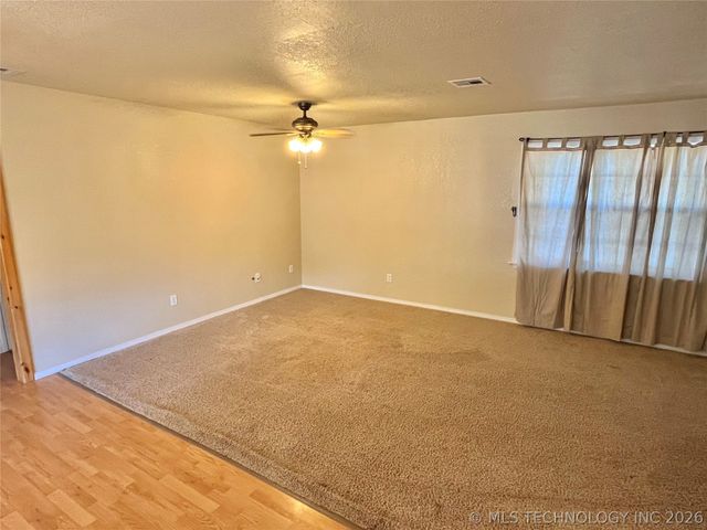 4783 Enos Road, Kingston, OK 73439