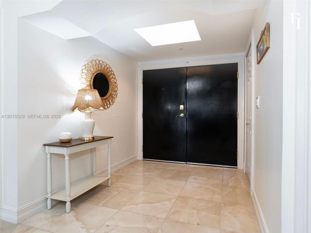 322 Madeira Avenue 405, Coral Gables, FL 33134