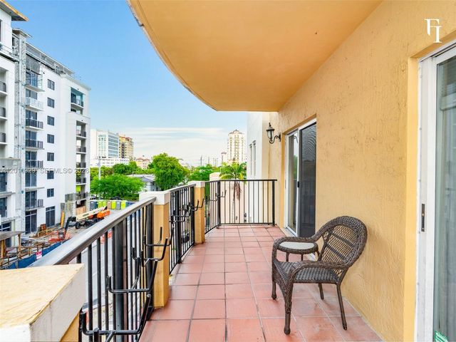 322 Madeira Avenue 405, Coral Gables, FL 33134
