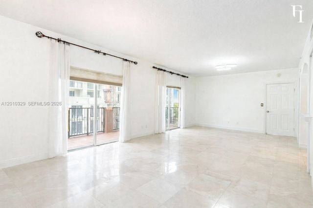 322 Madeira Avenue 405, Coral Gables, FL 33134