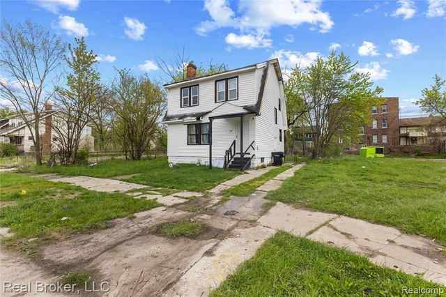 2317 Highland Street, Detroit, MI 48206