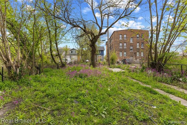 2317 Highland Street, Detroit, MI 48206