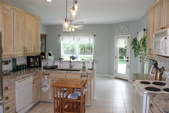 2220 Keefer Road, Pottsboro, TX 75076