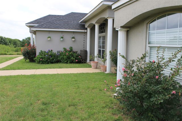 2220 Keefer Road, Pottsboro, TX 75076