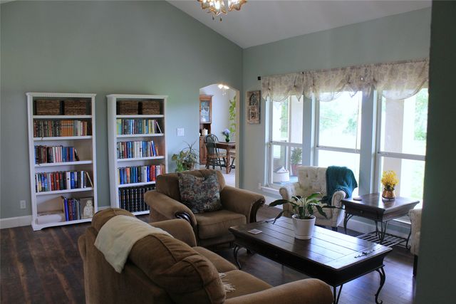 2220 Keefer Road, Pottsboro, TX 75076