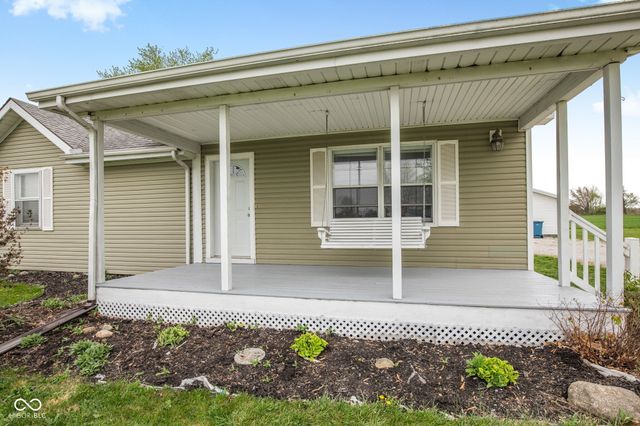 174 S 950 E, Greentown, IN 46936