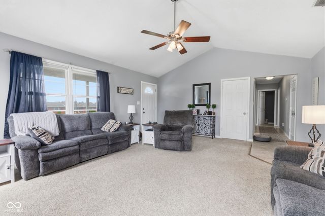174 S 950 E, Greentown, IN 46936