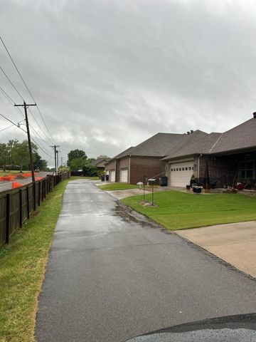 5 Southpointe, Searcy, AR 72143