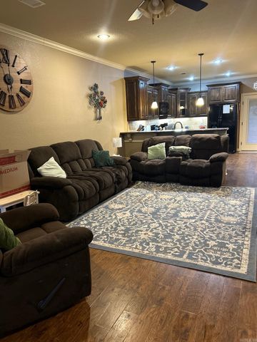 5 Southpointe, Searcy, AR 72143