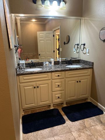 5 Southpointe, Searcy, AR 72143