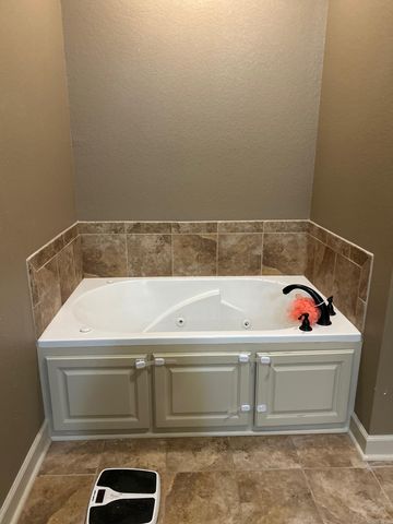 5 Southpointe, Searcy, AR 72143