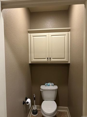 5 Southpointe, Searcy, AR 72143