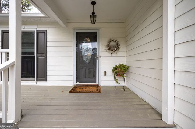 916 Andover Court, Woodstock, GA 30188