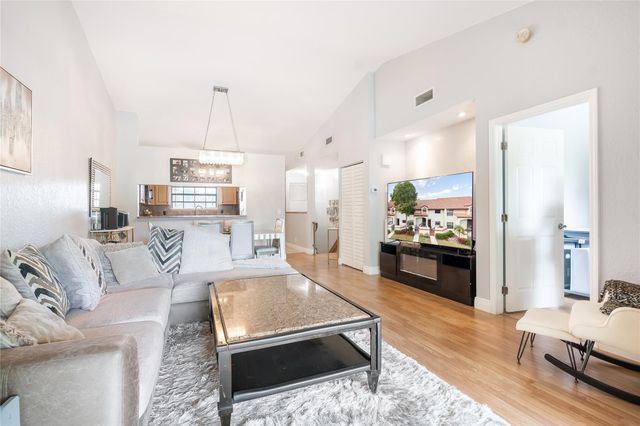 404 Republic Court 404, Deerfield Beach, FL 33442